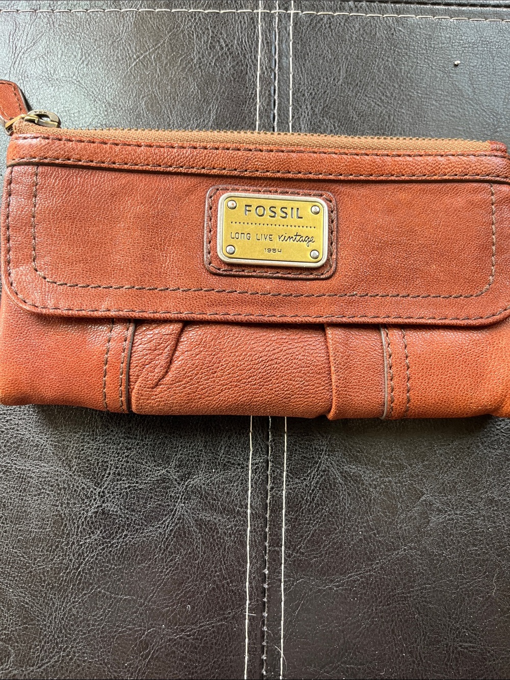 Fossil Leather Clutch Wristlet in Distressed Cognac Brown with Gold Plate
